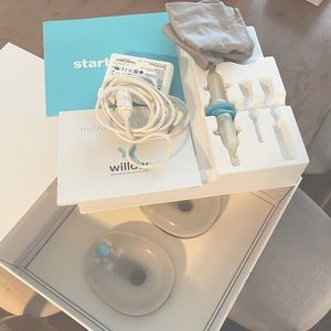 Willow pump Gen 2.0 in original box